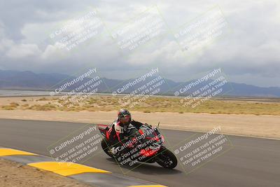 media/Sep-10-2022-SoCal Trackdays (Sat) [[a5bf35bb4a]]/Turn 9 Inside (1215pm)/